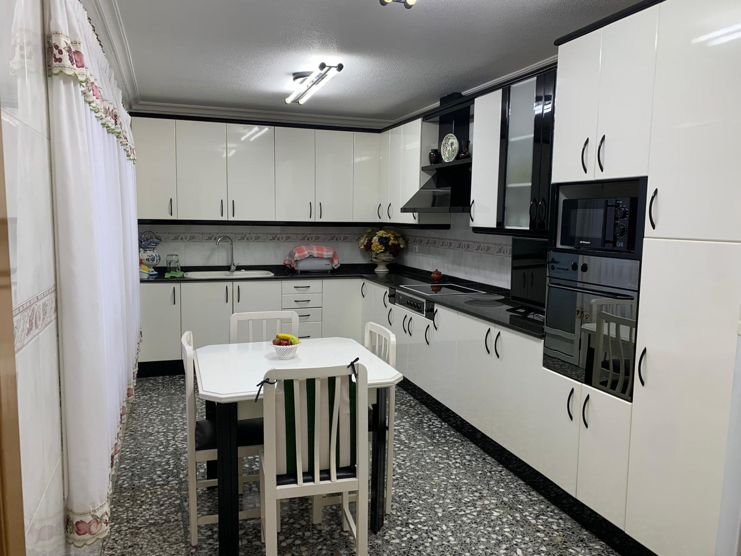 Casa en Gran Avenida, Elda