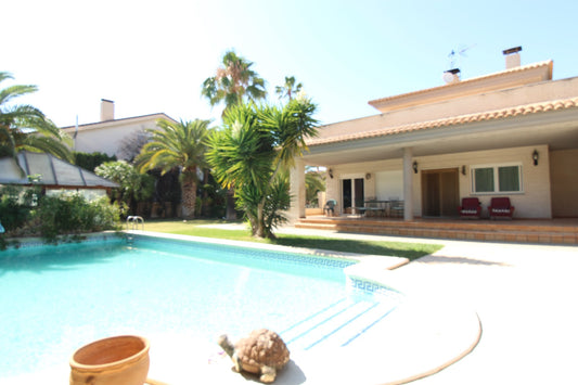 Chalet en San Francisco (Club de campo). Elda