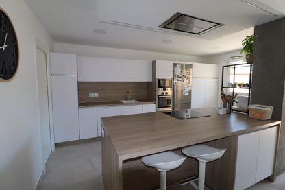 Chalet en Avd. De Ronda, Elda